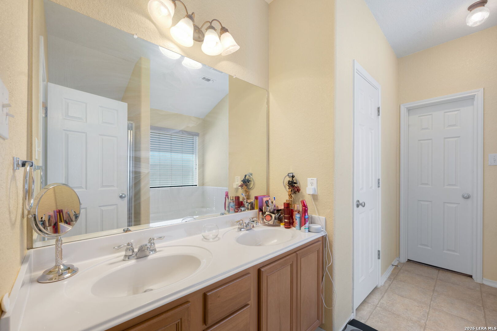 1514 Gentle Current San Antonio TX 78251