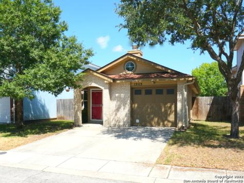 12115 Stoney Cove San Antonio TX 78247