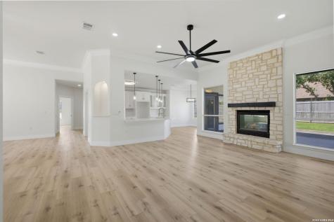1178 Loma Verde New Braunfels TX 78130