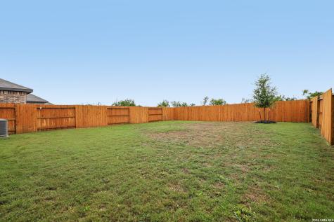 9606 Nubuck Branch Converse TX 78109