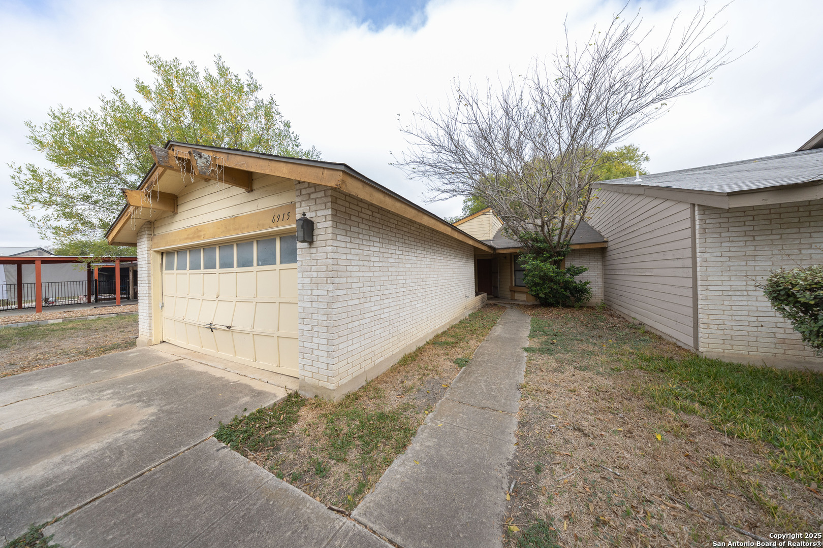 6915 Brecon San Antonio TX 78239