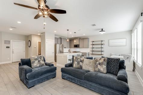 1426 E Sandalwood Lane San Antonio TX 78209
