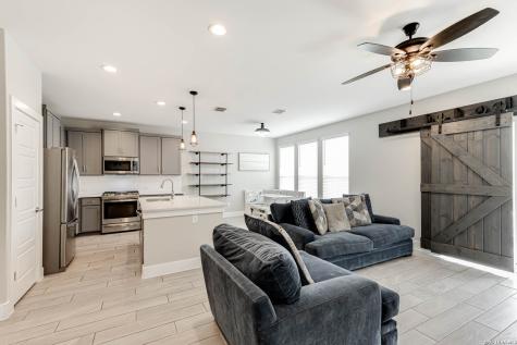 1426 E Sandalwood Lane San Antonio TX 78209