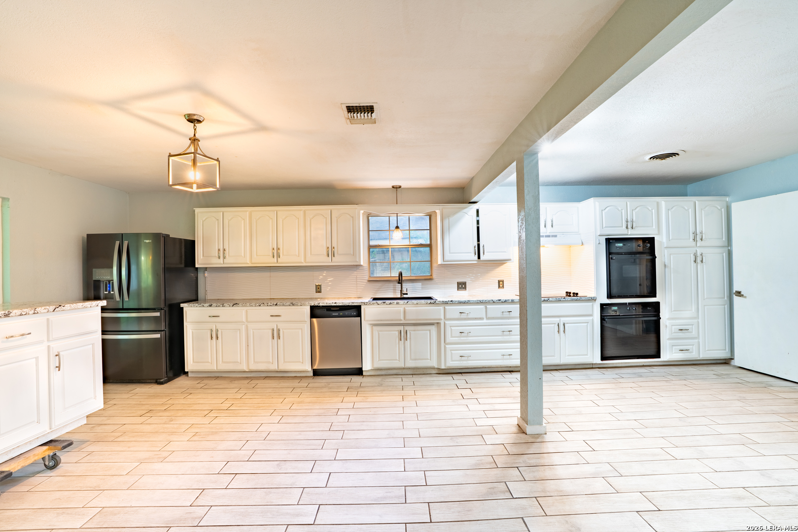 1107 Donna Kay Drive Kerrville TX 78028