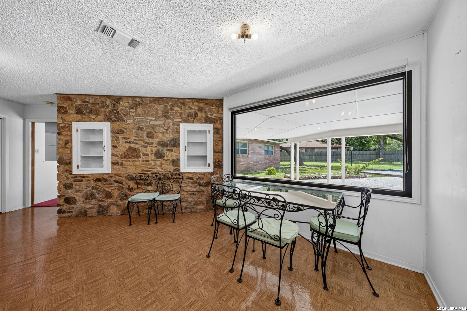 105 Doris Drive Universal City TX 78148