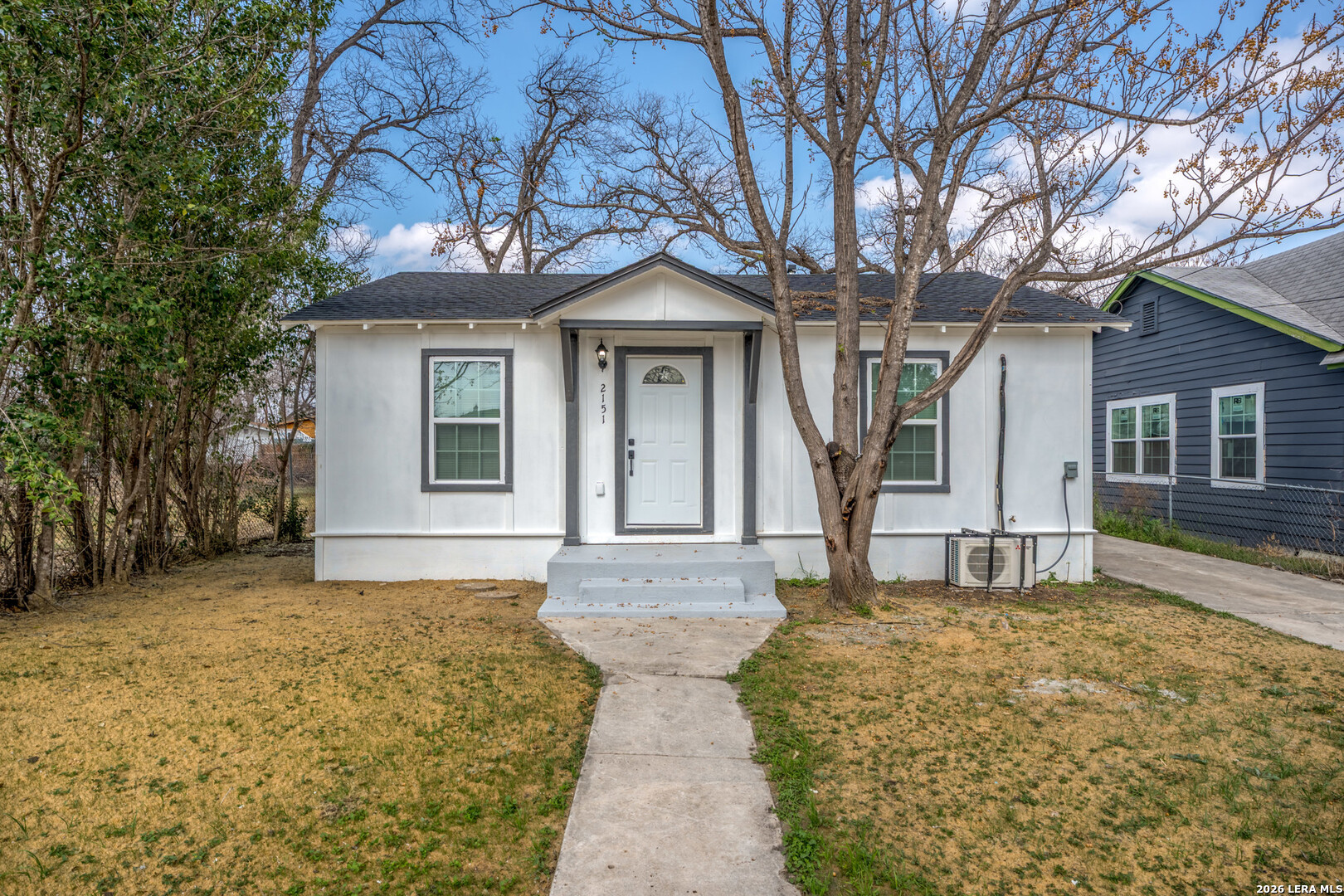 2151 E Crockett San Antonio TX 78202
