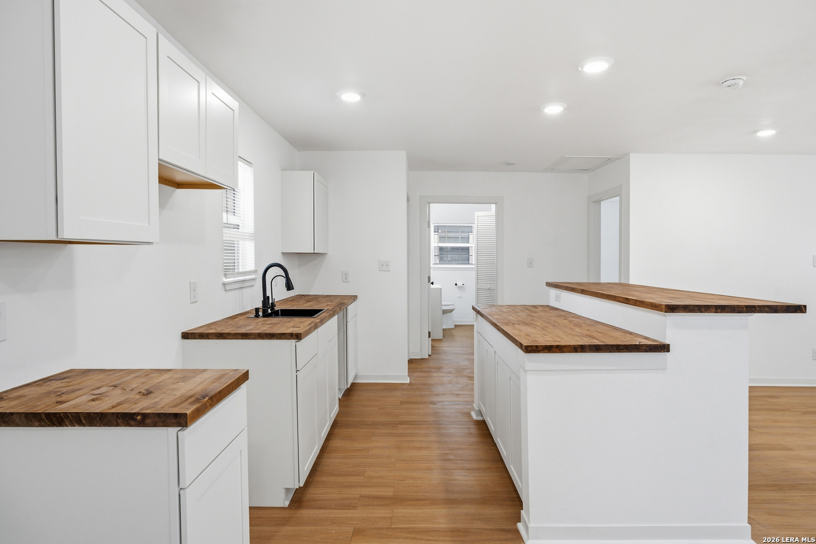 2151 E Crockett San Antonio TX 78202