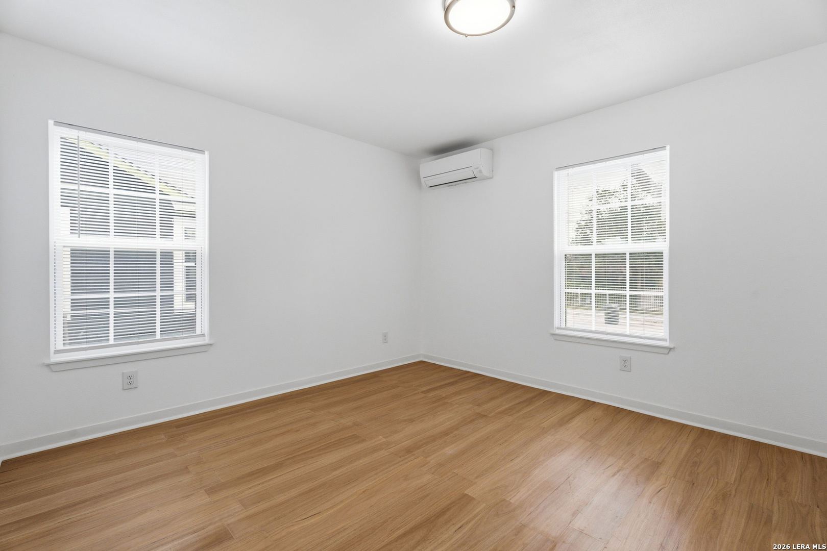 2151 E Crockett San Antonio TX 78202