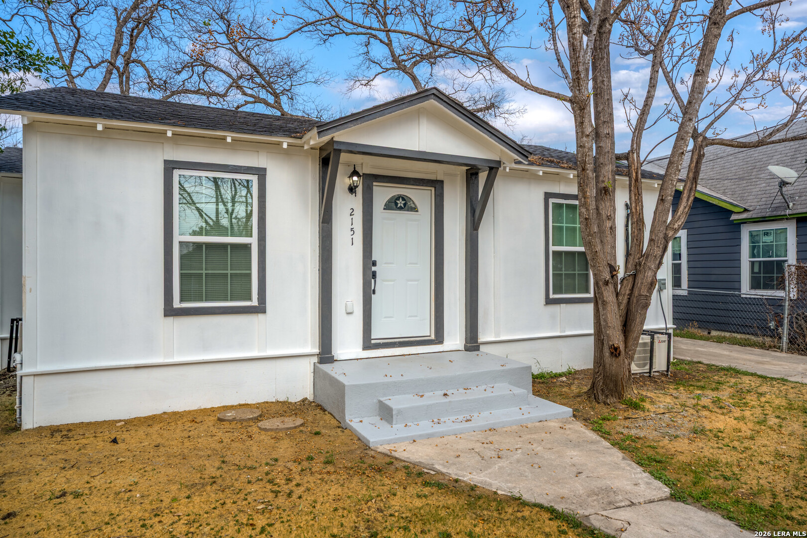 2151 E Crockett San Antonio TX 78202