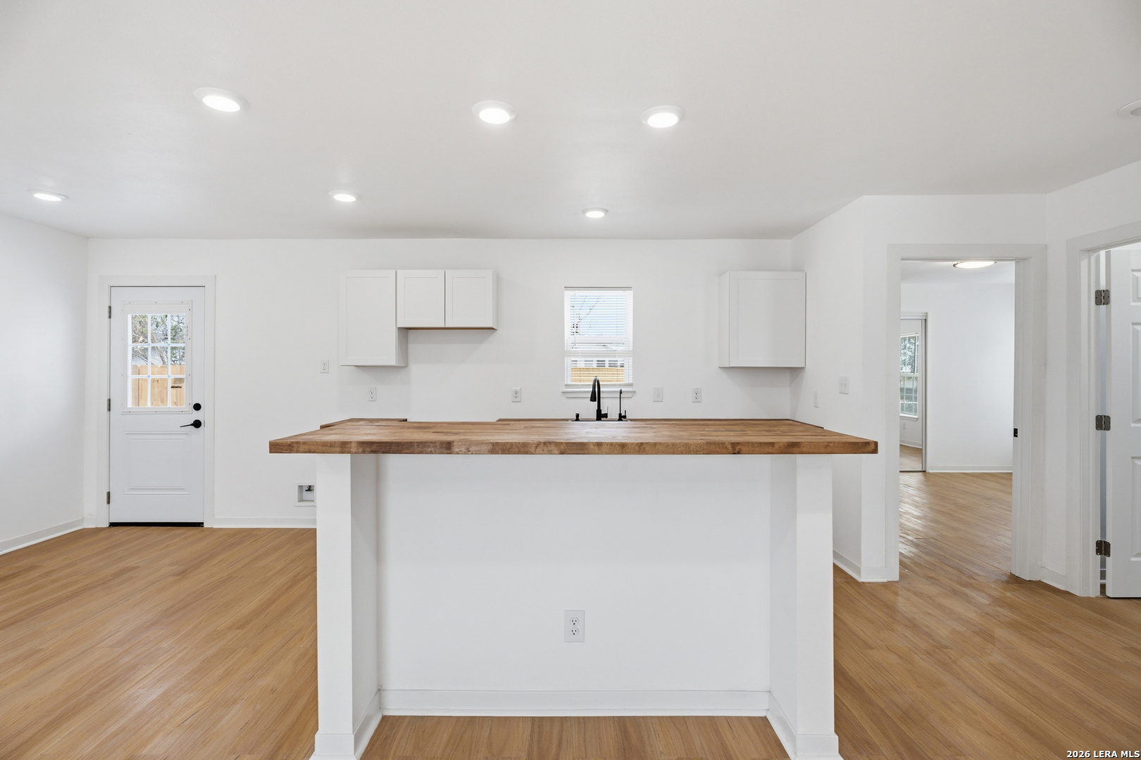 2151 E Crockett San Antonio TX 78202