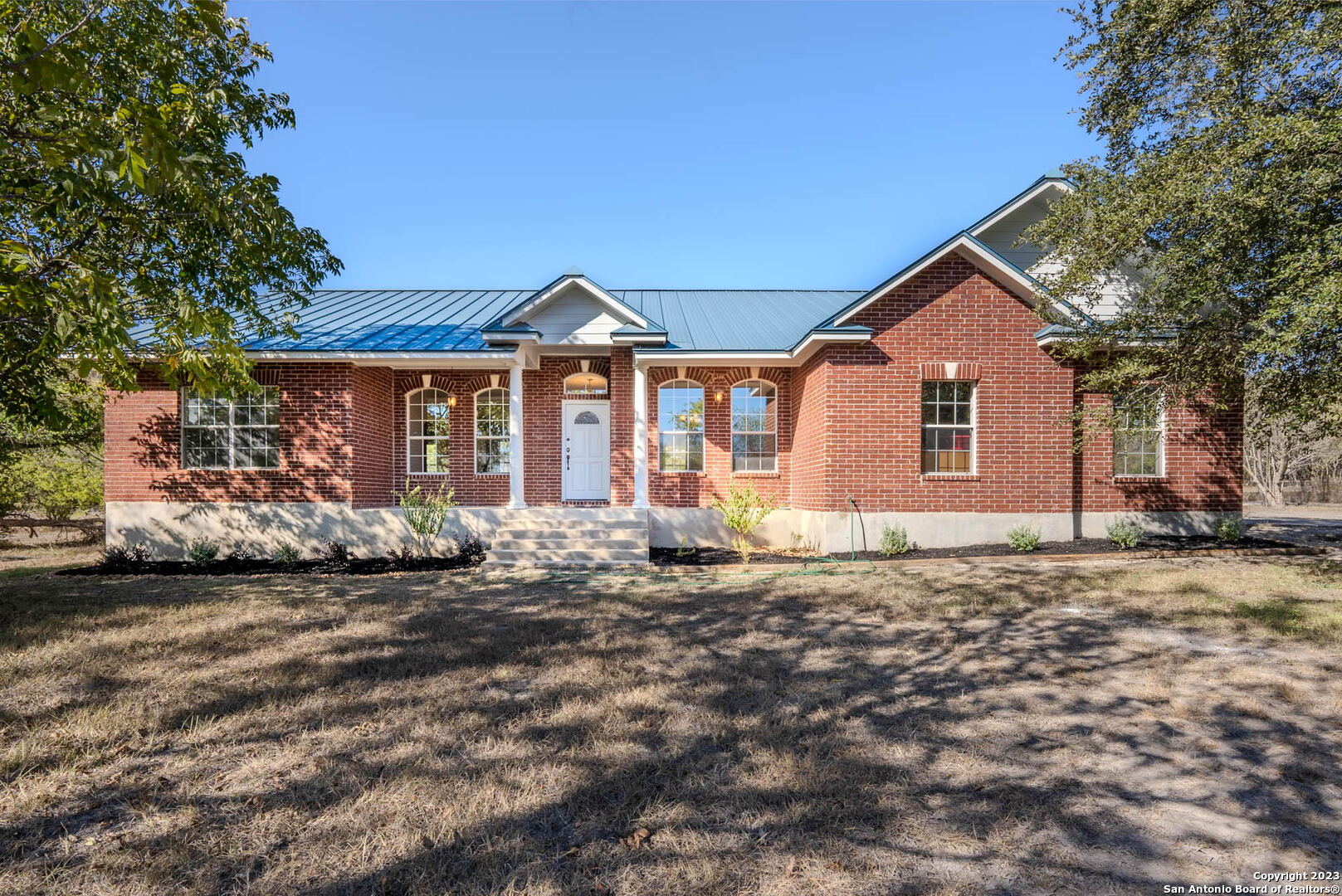 272 County Road 385 San Antonio TX 78253