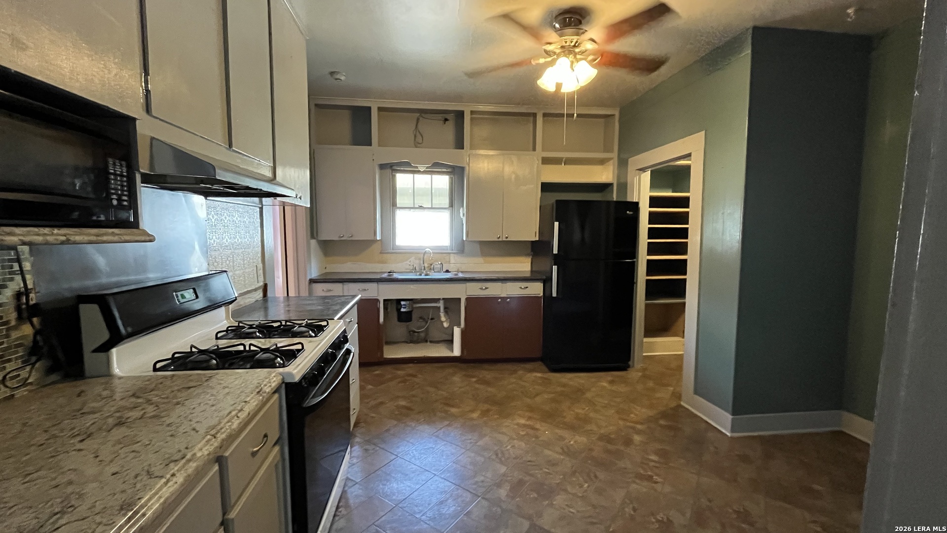 331 W Harlan Avenue San Antonio TX 78214