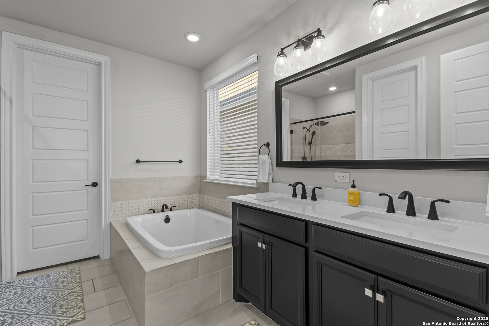 22924 Grande Vista San Antonio TX 78261