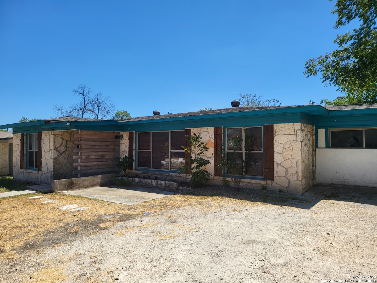 3354 W Woodlawn Avenue San Antonio TX 78228