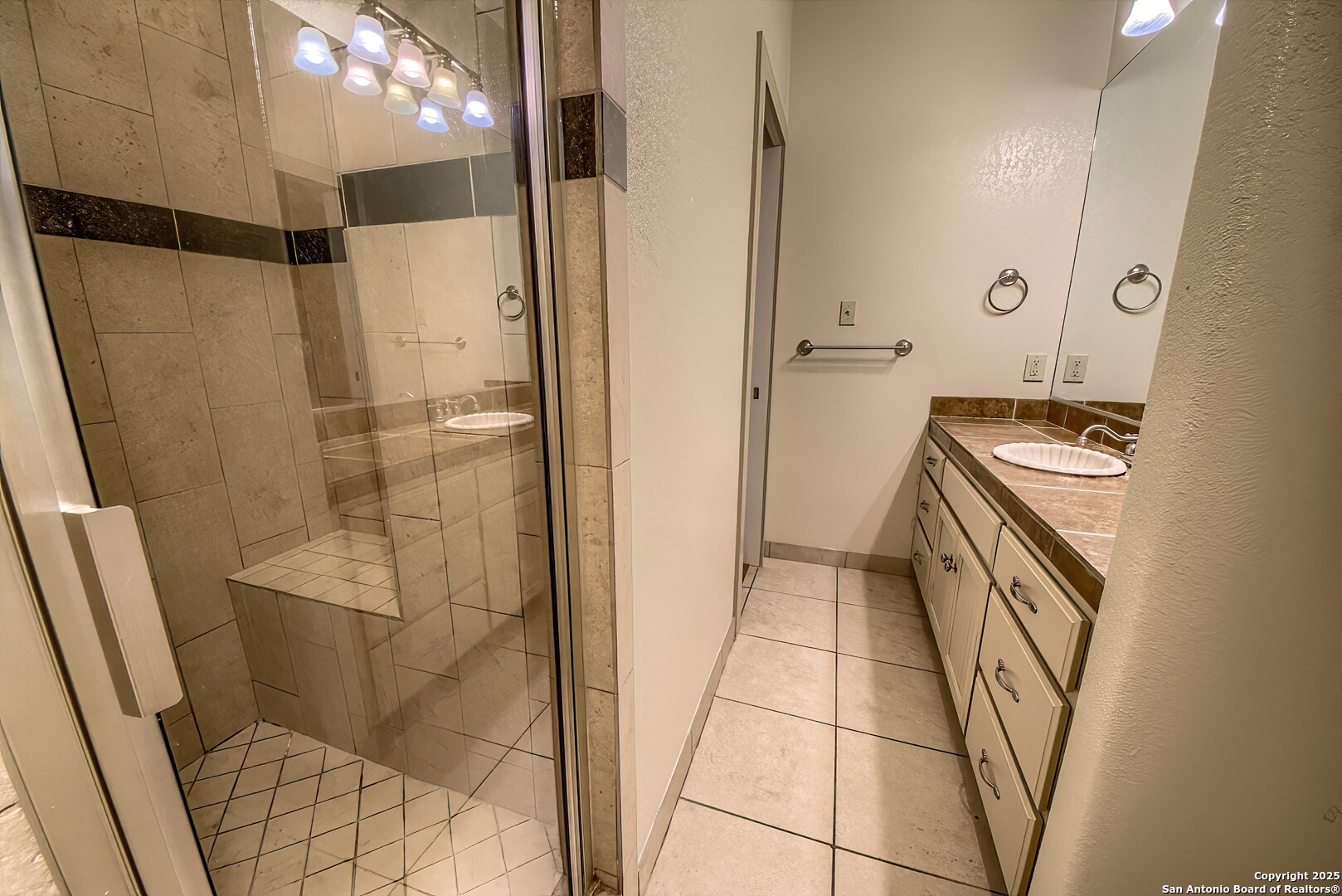 410 Kokomo Alamo Heights TX 78209