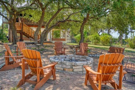 914 Pebble Beach Drive NW Lakehills TX 78063