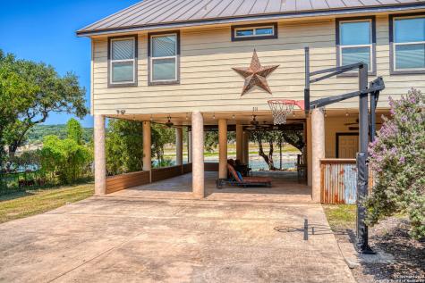 914 Pebble Beach Drive NW Lakehills TX 78063