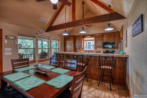 914 Pebble Beach Drive NW Lakehills TX 78063
