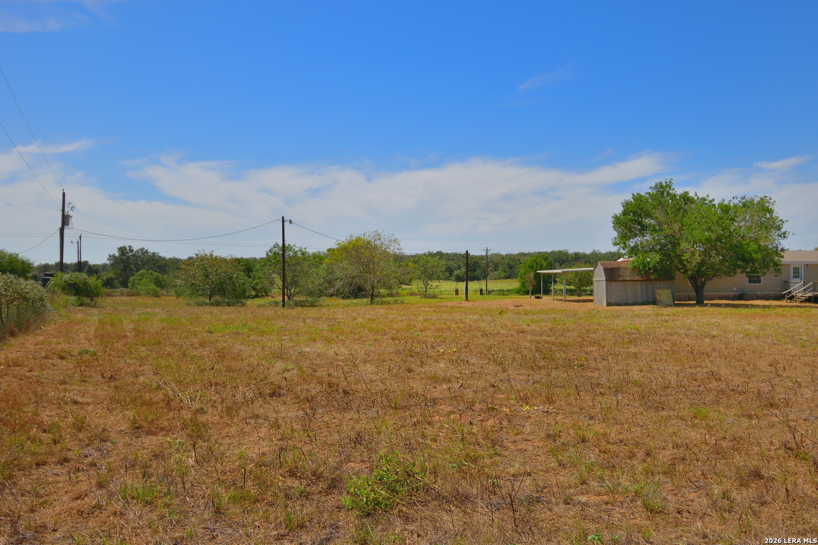 8073 County Road 401 Floresville TX 78114