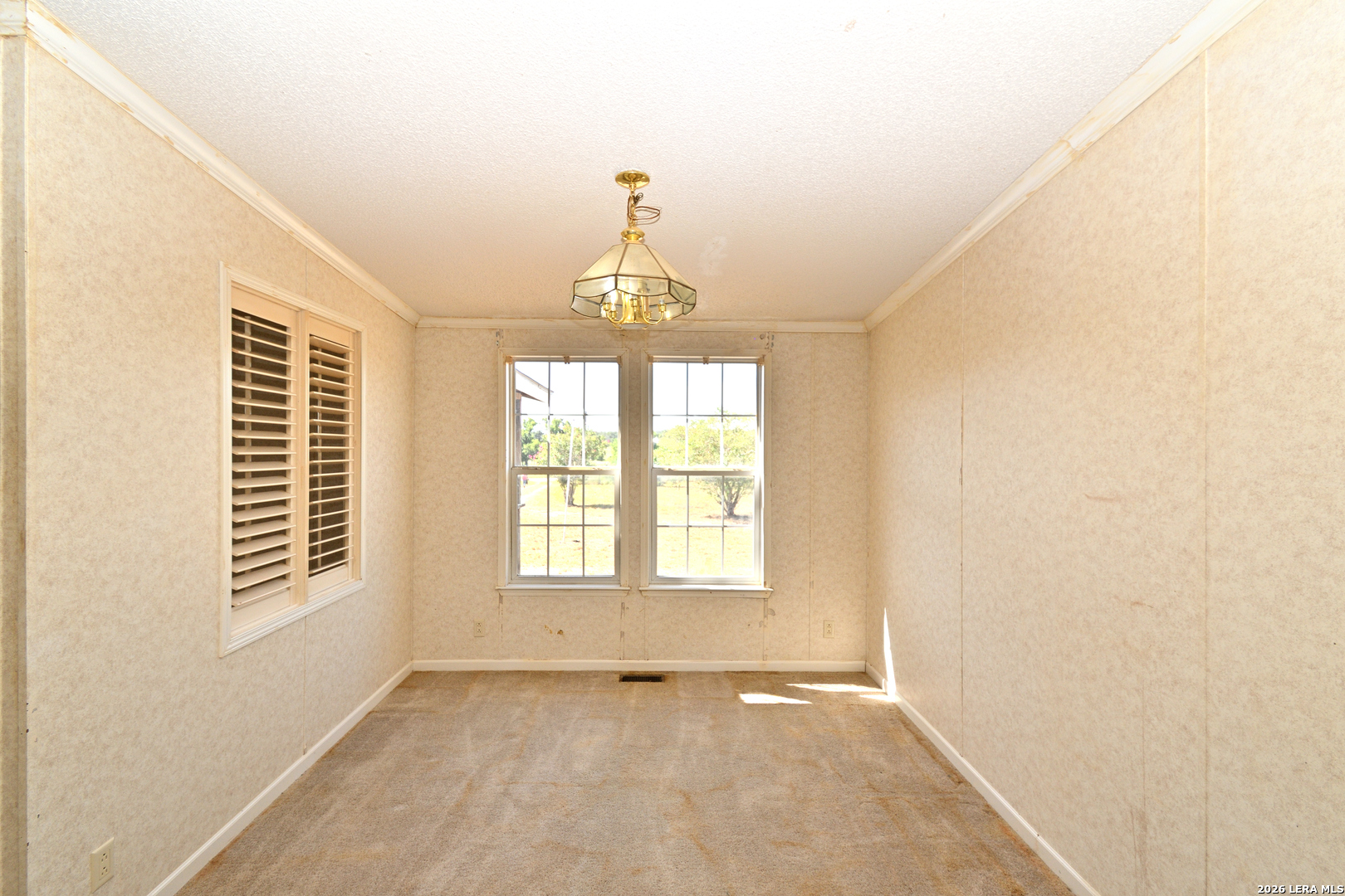 8073 County Road 401 Floresville TX 78114