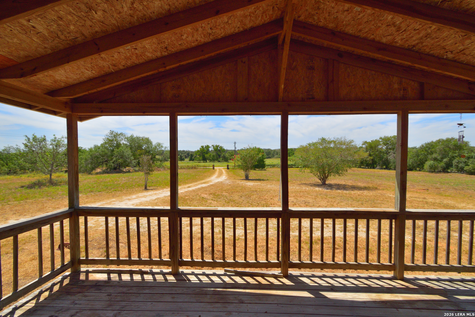 8073 County Road 401 Floresville TX 78114