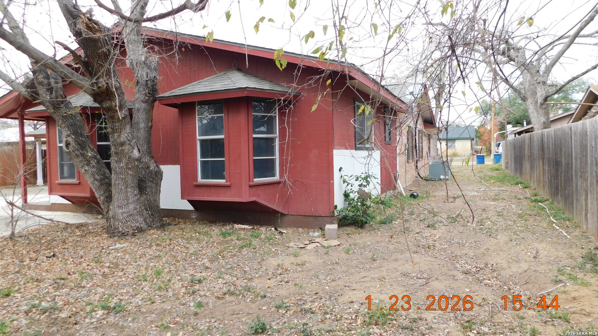 1217 Vivian Pleasanton TX 78064