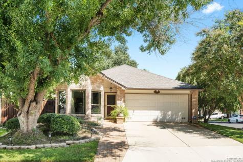 9202 Fishers Hill Drive San Antonio TX 78240