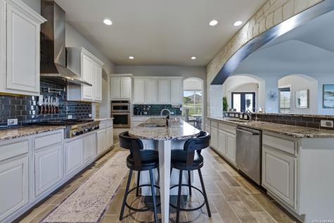2550 Black Bear Drive New Braunfels TX 78132