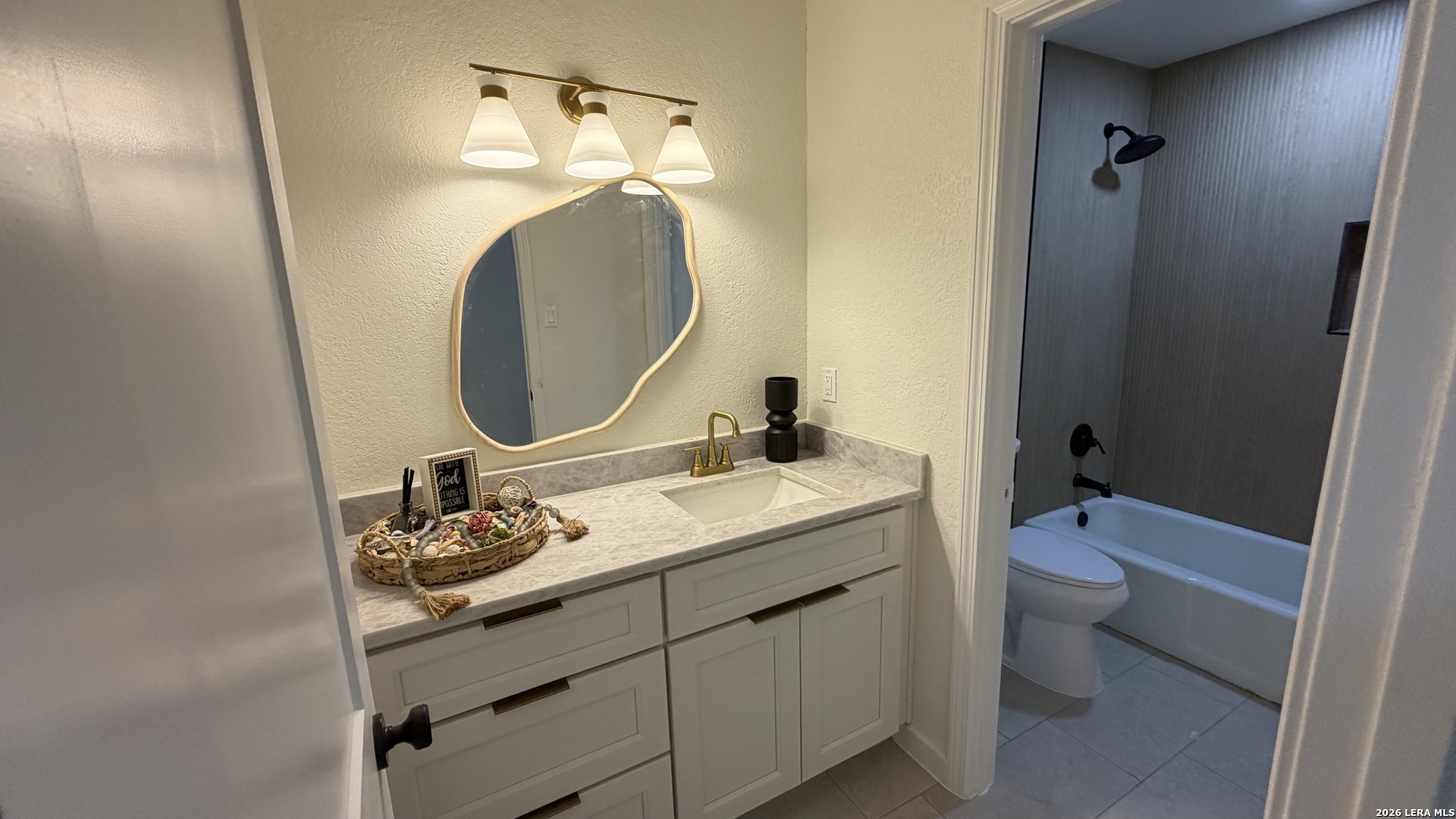 5026 La Haya Street San Antonio TX 78233