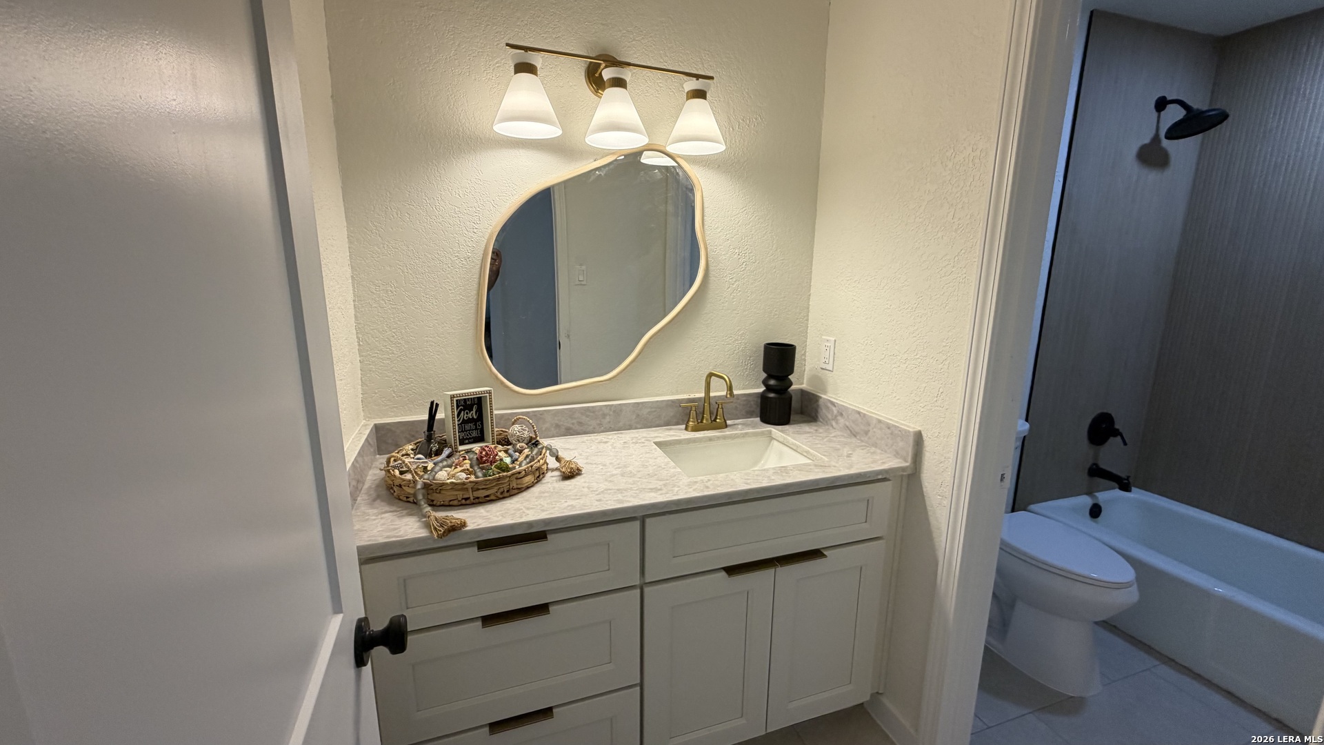 5026 La Haya Street San Antonio TX 78233
