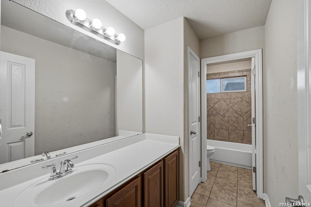 1807 Laivita Mist San Antonio TX 78251