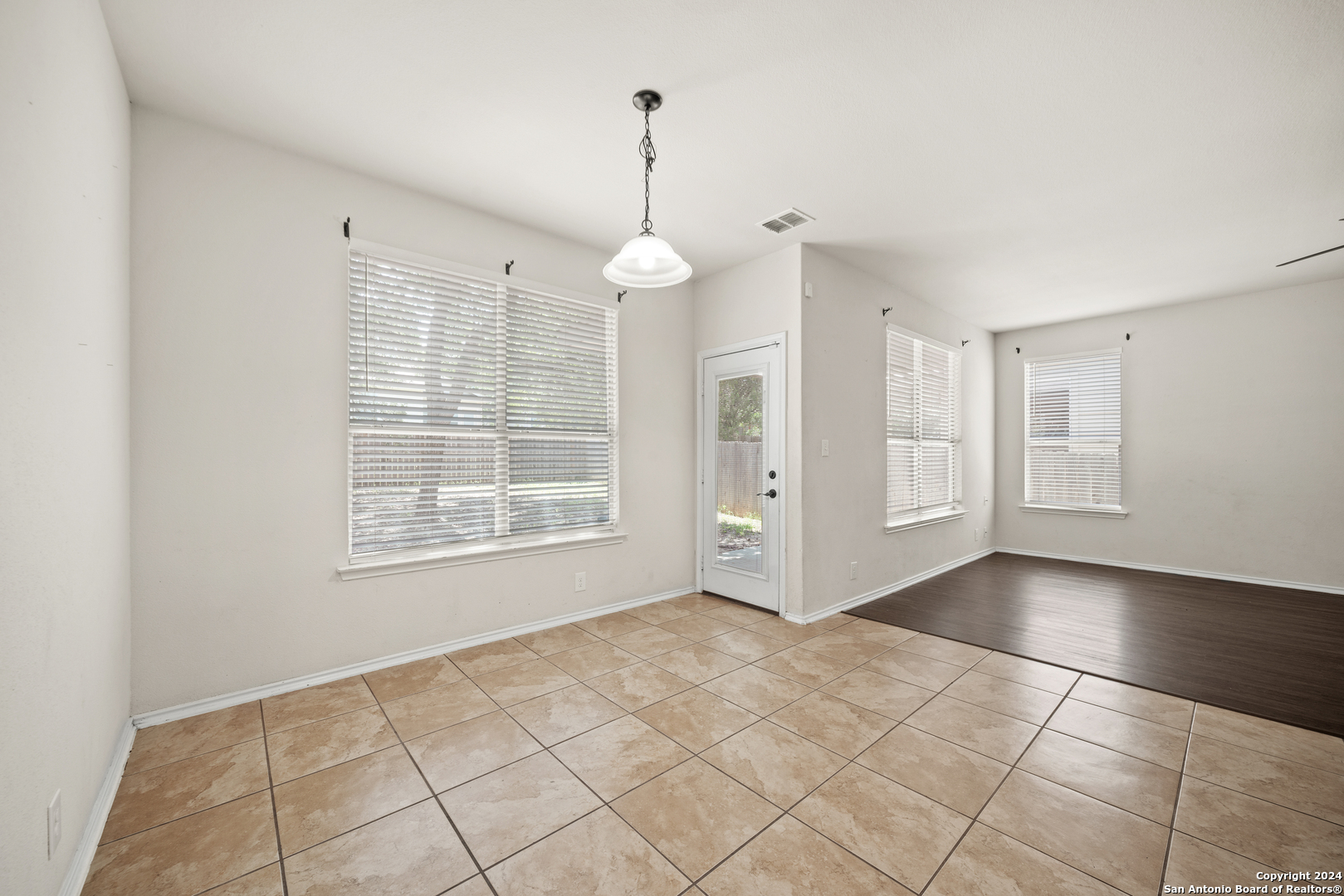 17210 Darien Wing San Antonio TX 78247