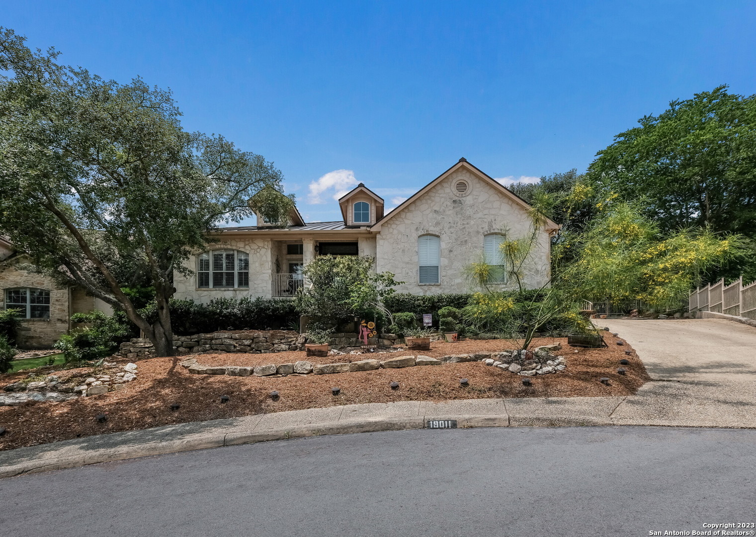 19011 Sweet Mary San Antonio TX 78255