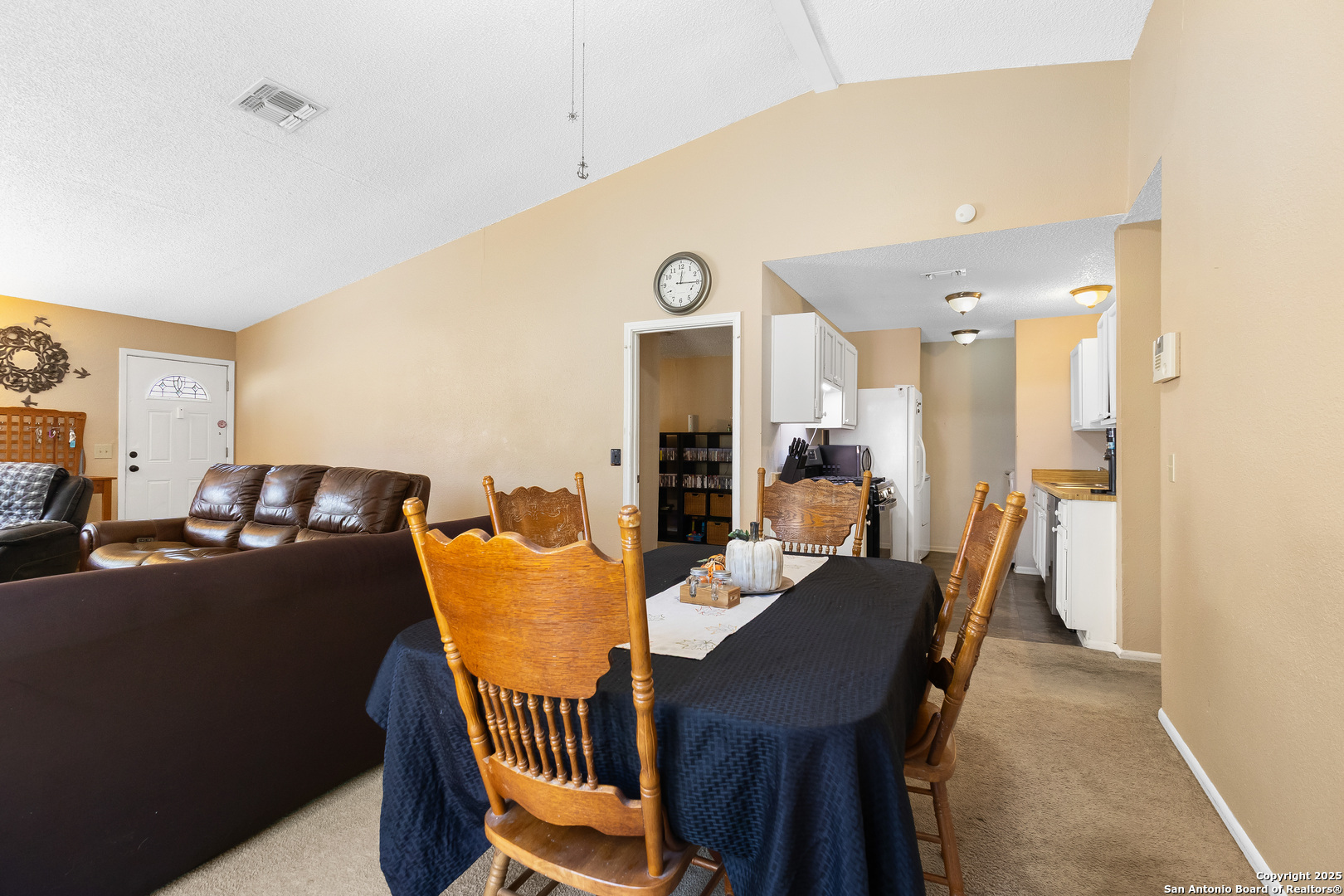 8015 Big Bend San Antonio TX 78250