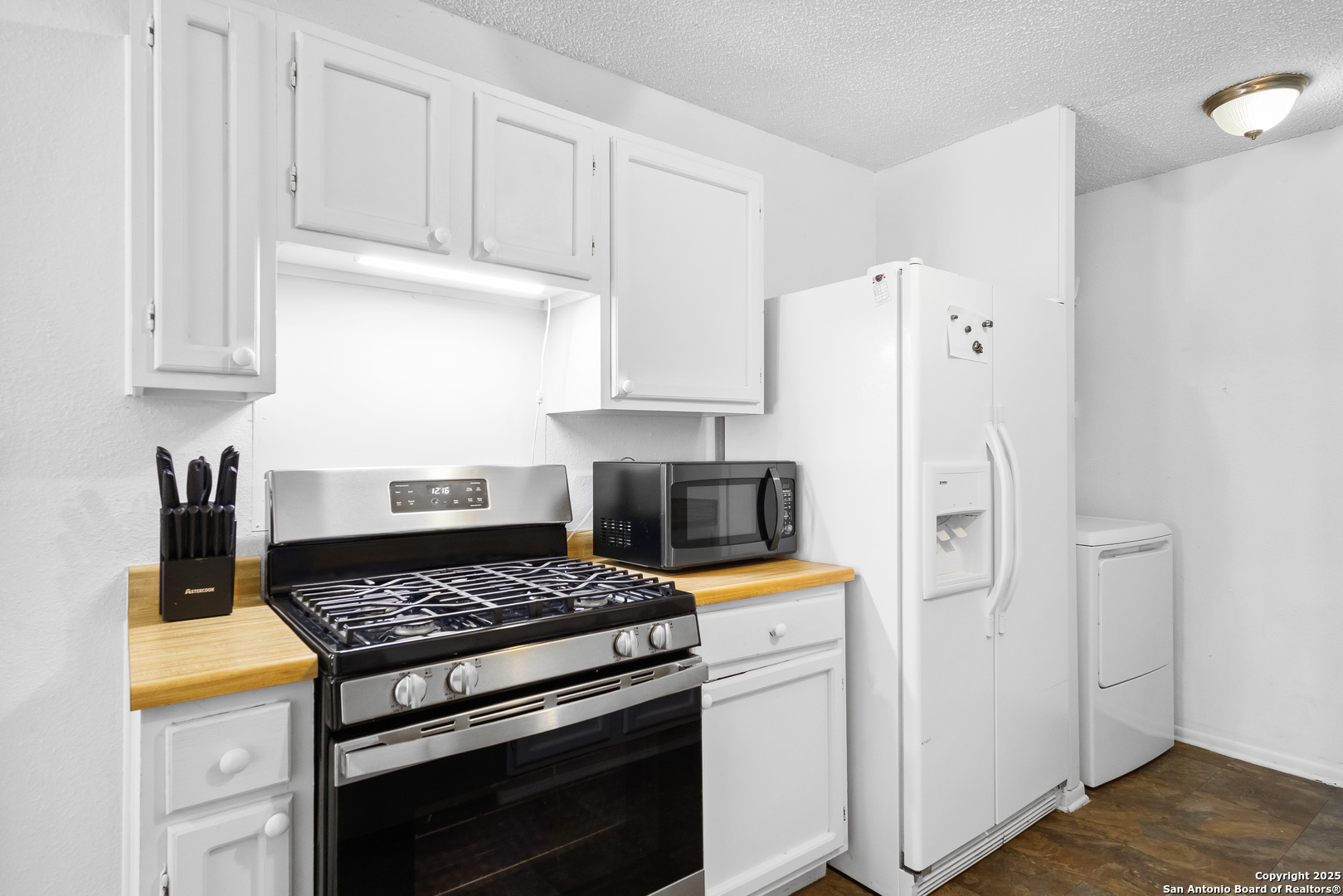 8015 Big Bend San Antonio TX 78250