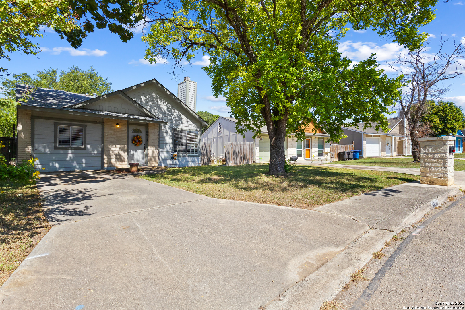 8015 Big Bend San Antonio TX 78250