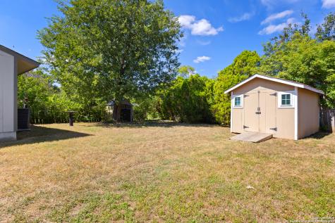 8015 Big Bend San Antonio TX 78250