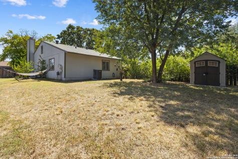8015 Big Bend San Antonio TX 78250