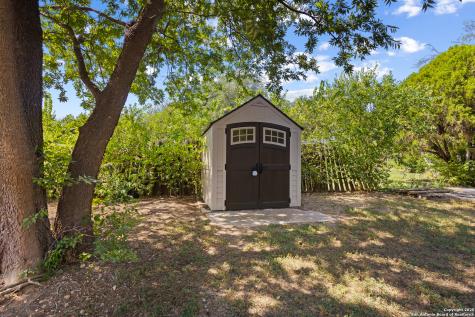 8015 Big Bend San Antonio TX 78250