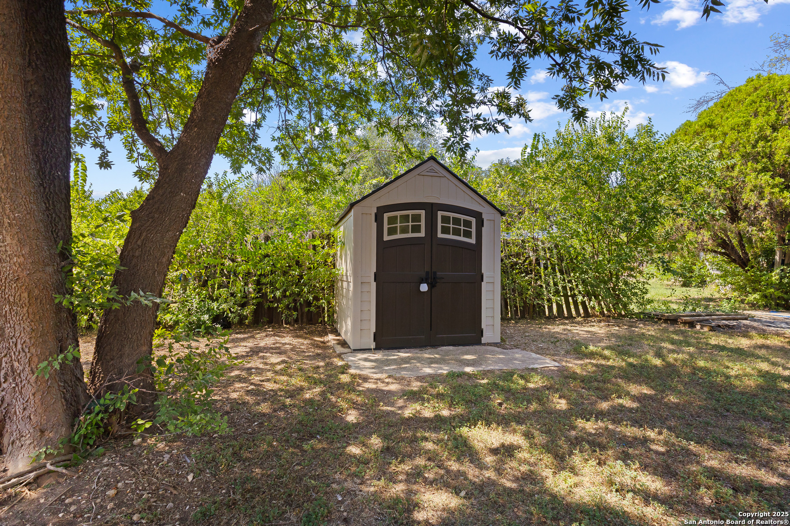 8015 Big Bend San Antonio TX 78250