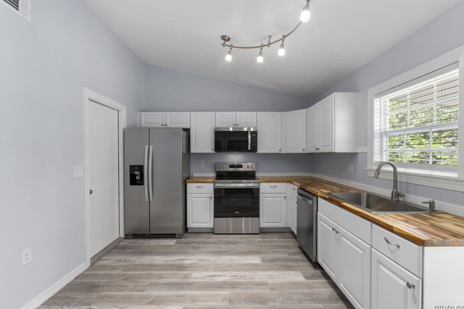 7613 Leafy Hollow Court Live Oak TX 78233