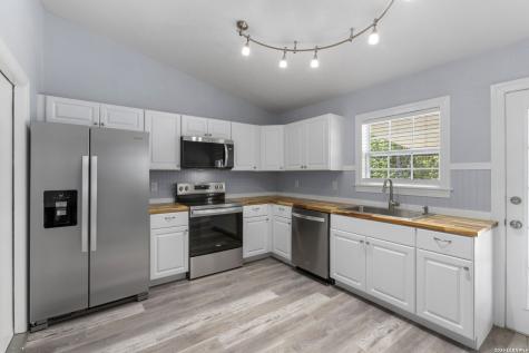7613 Leafy Hollow Court Live Oak TX 78233