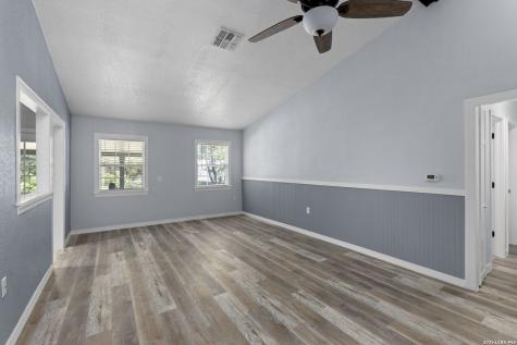 7613 Leafy Hollow Court Live Oak TX 78233