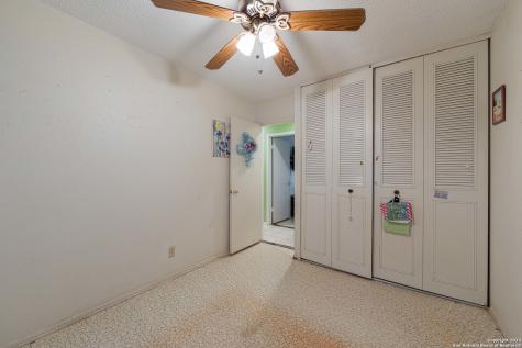 5118 War Cloud Drive San Antonio TX 78242