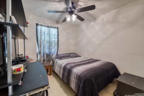 5118 War Cloud Drive San Antonio TX 78242