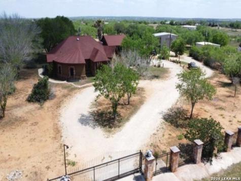 424 Homecrest Drive La Vernia TX 78121
