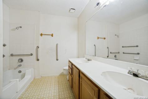 606 Cypresscliff Drive San Antonio TX 78245