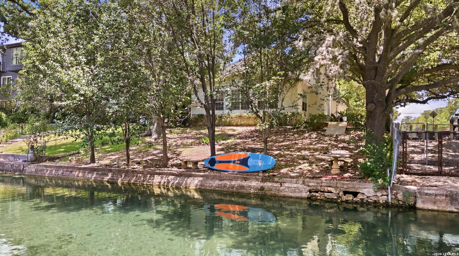 101 E Edgewater Terrace New Braunfels TX 78130