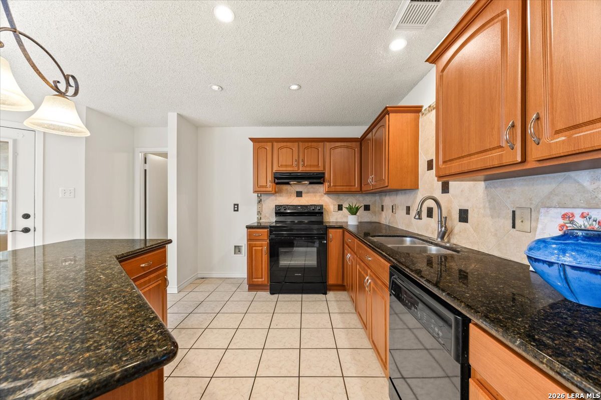 9642 Garden Path San Antonio TX 78254