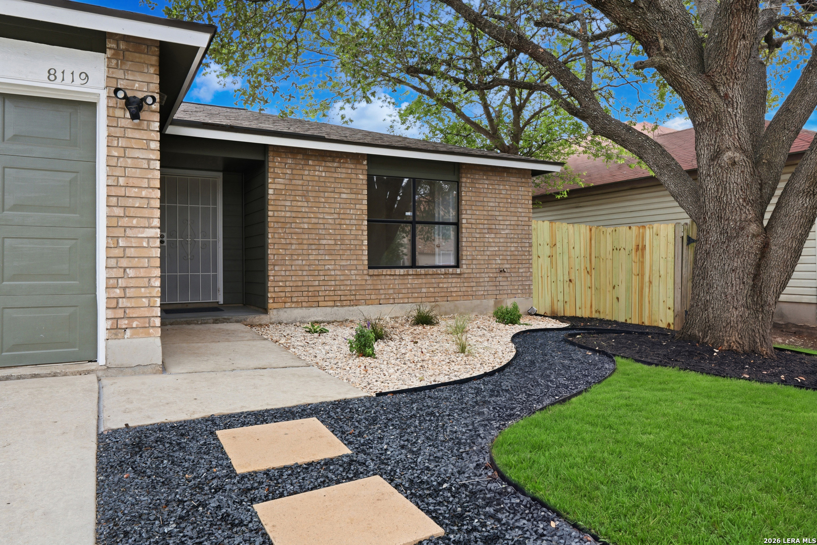 8119 Bent Meadow Converse TX 78109